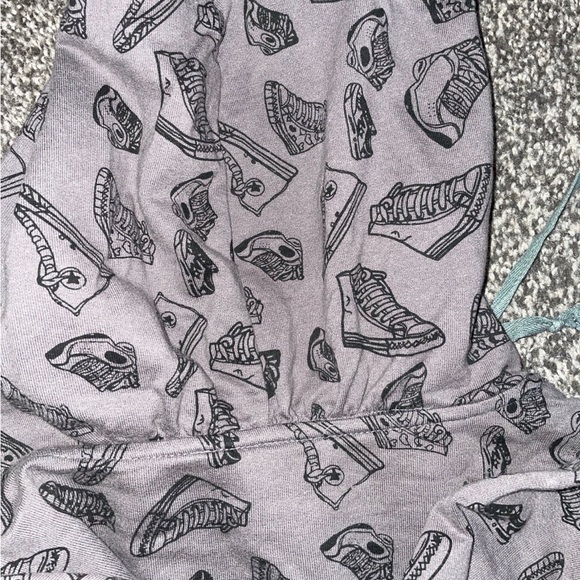 Sweet Child Zip Up Hoodie Sweatshirt Grey Sneaker Print Size XL - Picture 8 of 10